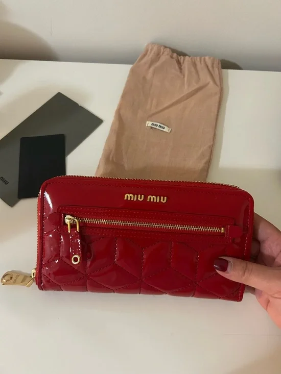 Miu Miu Glossy Red Quilted Zip Wallet with Front Pocket - Picture 1 of 9